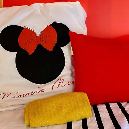 La Maison De Mickey - Disneyland Et Paris Nyaraló *